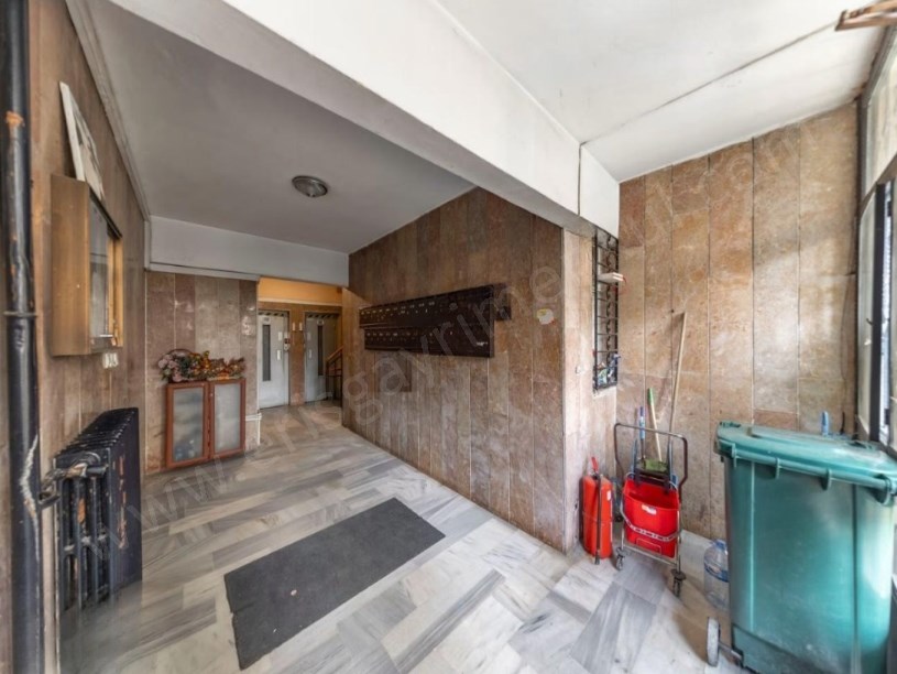 İSTANBUL KADIKÖY KOZYATAĞI YATIRIM İÇİN UYGUN 145 m2 3+1 BALKONLU İSKANLI SATILIK