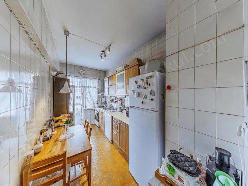 İSTANBUL KADIKÖY KOZYATAĞI YATIRIM İÇİN UYGUN 145 m2 3+1 BALKONLU İSKANLI SATILIK