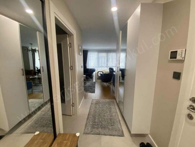 İSTANBUL KADIKÖY ERENKÖYDE ETHEMEFENDİYE 5.BİNADA 140 M2 EBEVEYNLİ LÜX 3+1 DAİRE