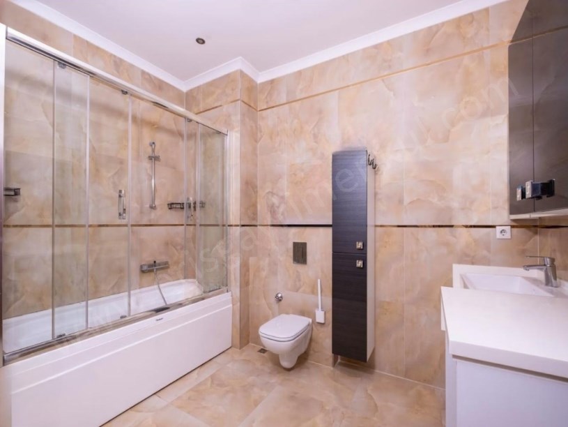 İSTANBUL KADIKÖY Erenköy & Kantarcı Rızada, 252 m2 Net 4+2 Teraslı Dubleks