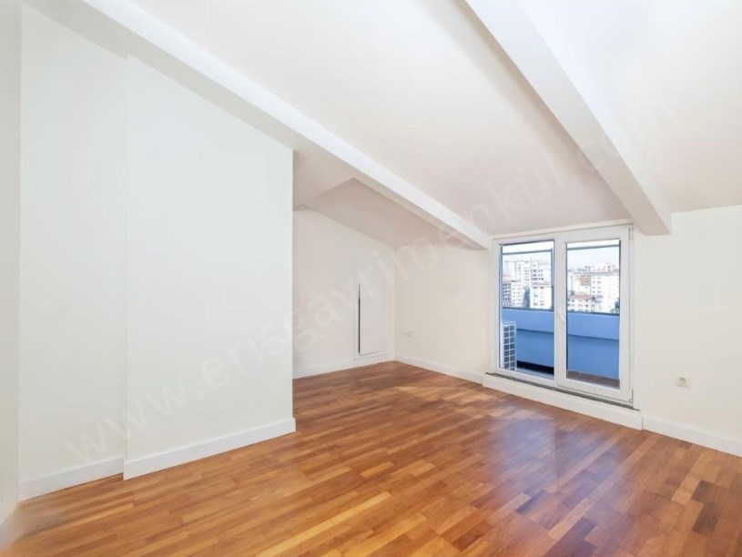 İSTANBUL KADIKÖY Erenköy & Kantarcı Rızada, 252 m2 Net 4+2 Teraslı Dubleks