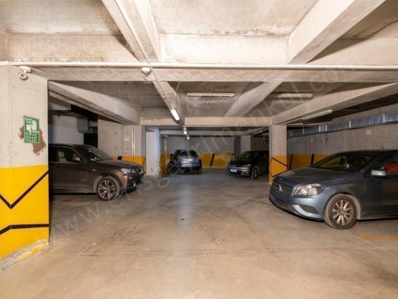 İSTANBUL KADIKÖY Erenköy & Kantarcı Rızada, 252 m2 Net 4+2 Teraslı Dubleks