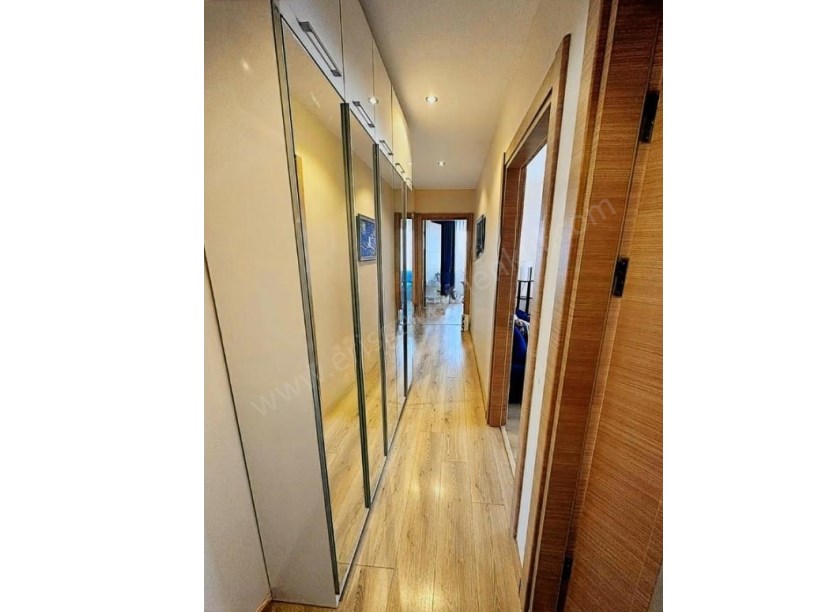 İSTANBUL KADIKÖY Marmaraya ve Bagdat Caddesine Yakin Satilik 2+1