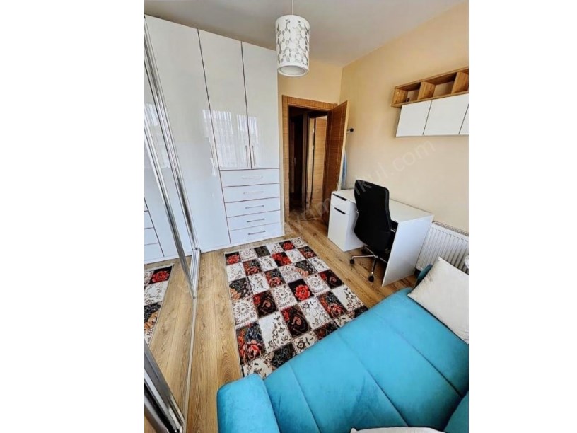 İSTANBUL KADIKÖY Marmaraya ve Bagdat Caddesine Yakin Satilik 2+1