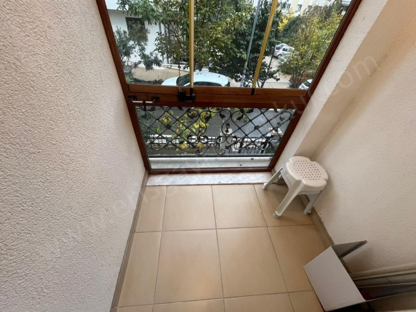 BOSTANCIDA YENİ BİNADA,BALKONLU 2+1 SATILIK DAİRE KADIKÖY İSTANBUL