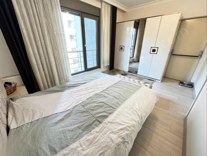 İSTANBUL KADIKÖY SUADİYE DE NEZİH KONUMDA YENİ BİNADA EBEVEYNLİ