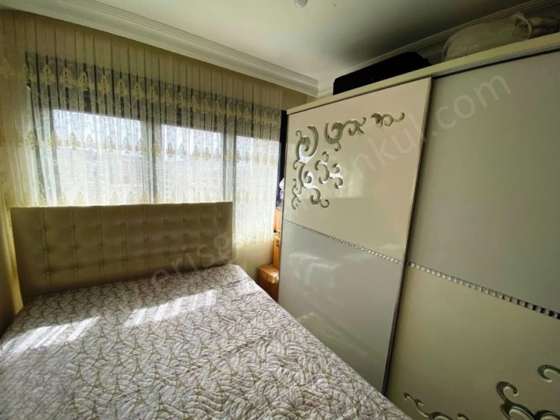 İSTANBUL KADIKÖY BOSTANCIDA MARMARAYA YAKIN KATTA ÖN CEPHE 3+1