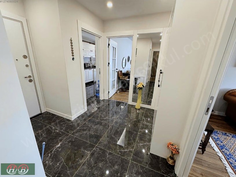 İSTANBUL KADIKÖY BOSTANCI DA DENİZ MANZARALI MÜKEMMEL KONUMDA