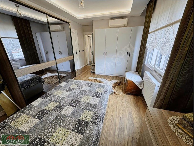 İSTANBUL KADIKÖY BOSTANCI DA DENİZ MANZARALI MÜKEMMEL KONUMDA