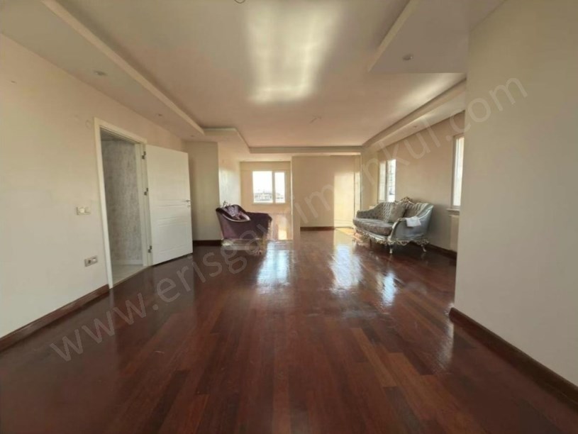 İSTANBUL KADIKÖY SUADİYEDE SATILIK 3+2 DUBLEKS DAİRE MARMARAYA 5 DK