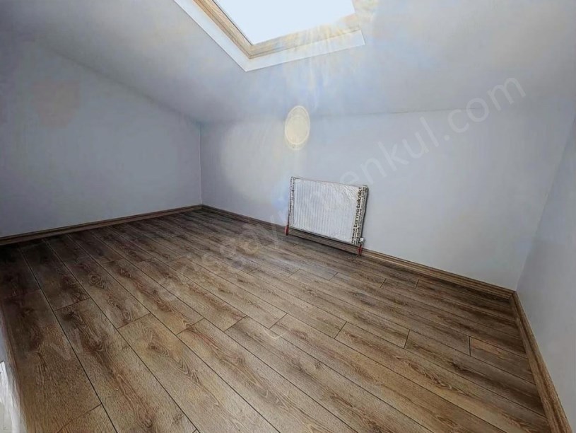 İSTANBUL KADIKÖY 2YILLIK 3+2+30m2 TERAS 3BANYO DENİZ MANZARALI METRO TREN YAKIN