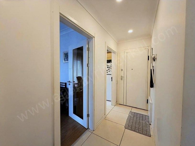 BAYAR   İNÖNÜ CAD. ARASINDA PARK MANZARALI, İSKANLI 90m2 2+1