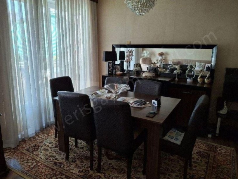 KOZZY AVM YAKINI 130 M2 3+1 DAİRE GENİŞ ARSA İÇİNDE KADIKÖY İSTANBUL