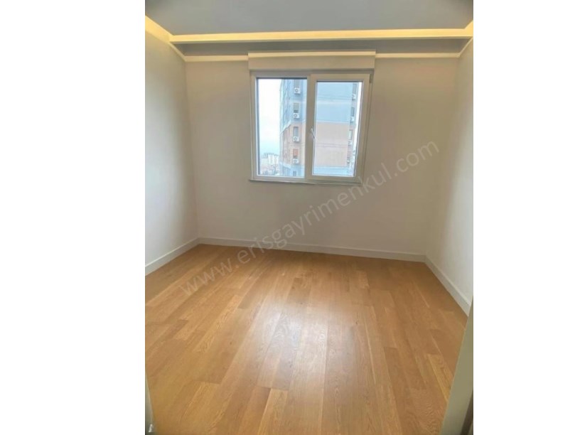 İSTANBUL KADIKÖY Çiftehavuzlarda Kapanmaz Park Manzaralı, 3+1, Ebeveyn Banyolu