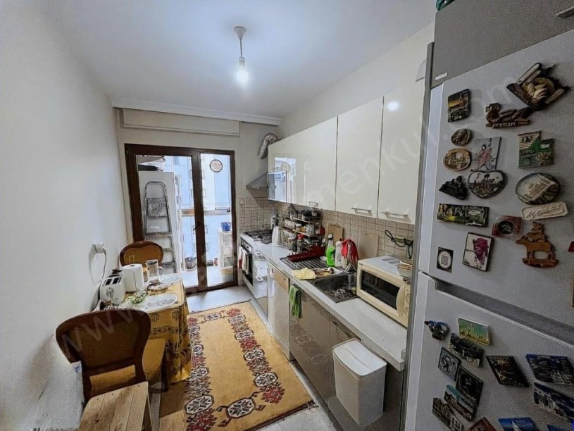 KADİKÖY ŞENESENEVLERDE YENİ BİNADA, BALKONLU 2+1 İSKANLI SATILIK DAİRE