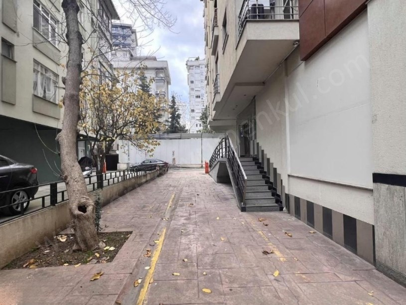 İSTANBUL KADIKÖY Ethem Efendide 5. Kat 2+1 Kombili, Boş Daire