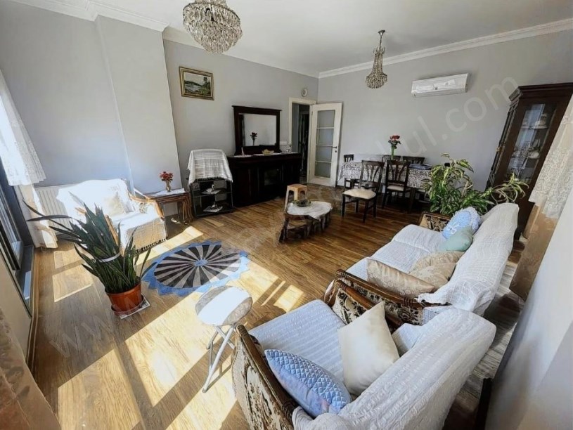 İSTANBUL KADIKÖY Göztepe Rıdvpaşada 2019 Yapımı 93m² Net 3+1