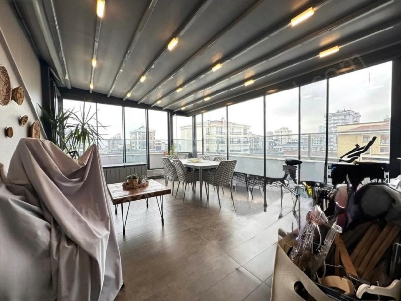 İSTANBUL KADIKÖY CADDEBOSTAN  ÖMERPAŞADA 230M2 TERASLI İSKANLI LÜX