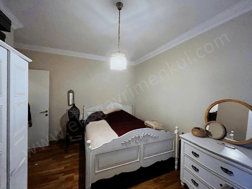 İSTANBUL KADIKÖY SUADİYE KAPTAN ARİFTE BALKONLU NET 103m2 3+1 SATILIK LÜKS