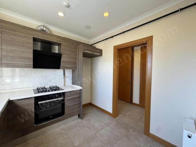 İSTANBUL KADIKÖY Suadiye Kitapçı Sokakta 3+1 Tek Yetkili Satılık Daire