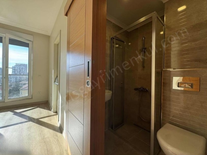 İSTANBUL KADIKÖY Suadiye Kitapçı Sokakta 3+1 Tek Yetkili Satılık Daire