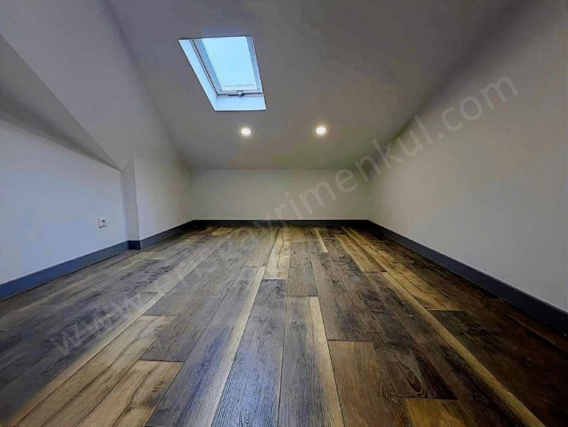 ŞENESENEVLER DE MİNİBÜS CAD YAKIN TERASLI 190 M2 KOMBİLİ 3+1 BOŞ DAİRE KADIKÖY İSTANBUL