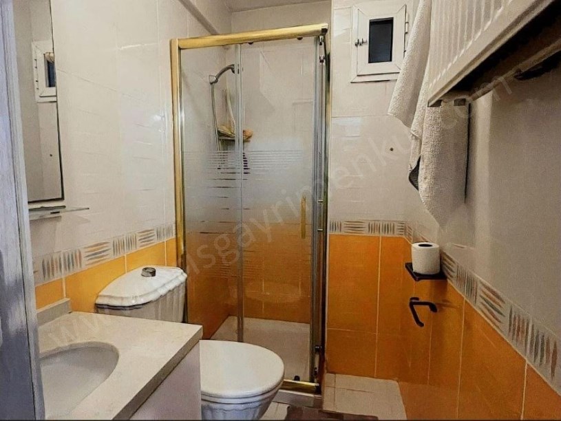 KOZZY AVM VE MİNİBÜS CAD YAKINI DEPREM SONRASI BALKONLU 110 M2 NET 3+1 DAİRE ERENKÖY İSTANBUL