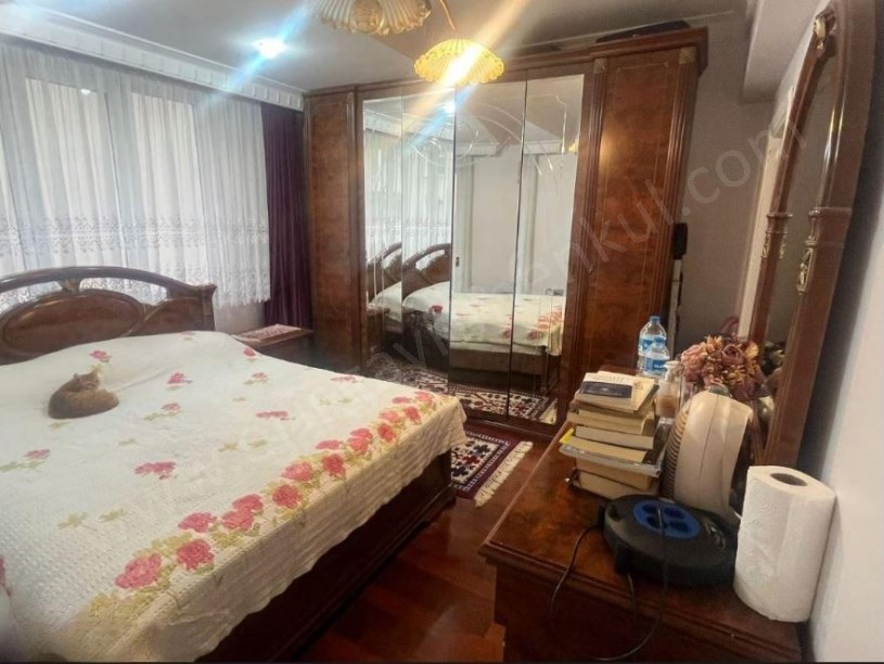 KOZZY AVM VE MİNİBÜS CAD YAKINI DEPREM SONRASI BALKONLU 110 M2 NET 3+1 DAİRE ERENKÖY İSTANBUL