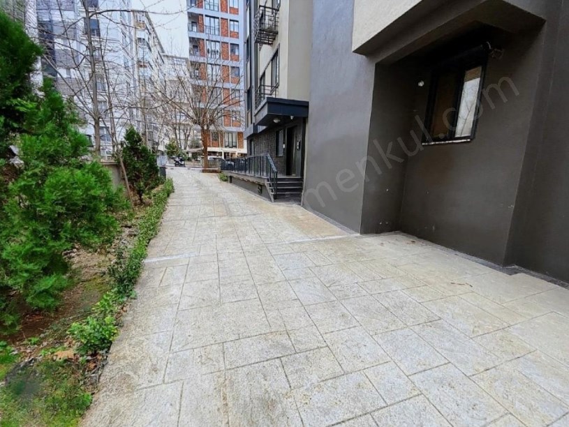 İSTANBUL KADIKÖY Suadiyede Bağdat Caddesi ve Marmaraya Yakın 2+1 Satılık Daire