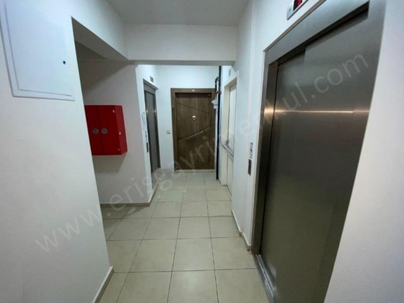 İSTANBUL KADIKÖY Suadiyede Bağdat Caddesi ve Marmaraya Yakın 2+1 Satılık Daire