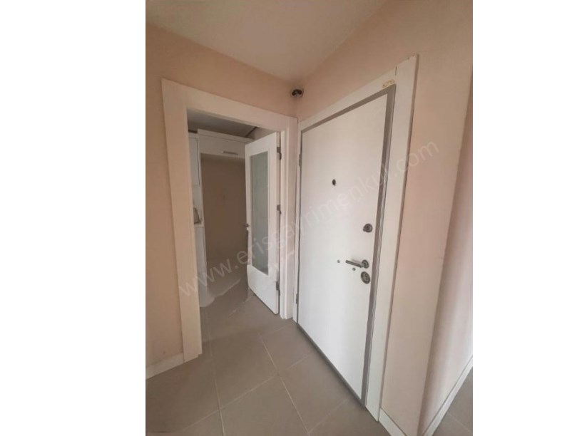 İSTANBUL KADIKÖY KOZYATAĞINDA 2 BALKONLU ÖNÜ TAMAMİYLE AÇIK ULTRA LÜX DAİRE