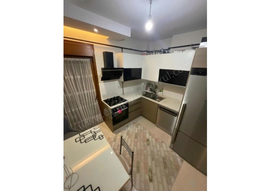 İSTANBUL KADIKÖY KOZYATAĞINDA METROYA YAKIN 3+1