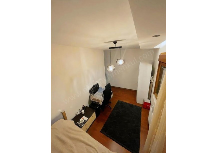 İSTANBUL KADIKÖY KOZYATAĞINDA METROYA YAKIN 3+1