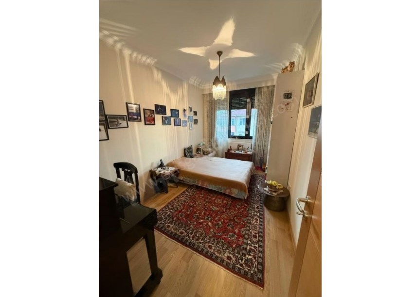  İSTANBUL KADIKÖY ERENKÖY DE  3+1 GÜNEY BATI 120M2