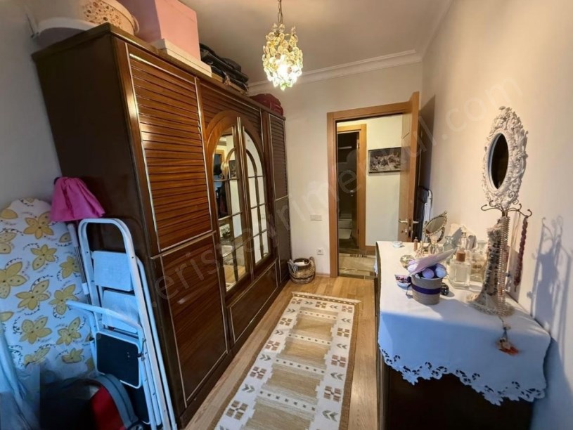  İSTANBUL KADIKÖY ERENKÖY DE  3+1 GÜNEY BATI 120M2