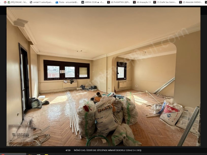 İSTANBUL KADIKÖY İnönü Cad. Site İçerisinde Mimari Dekorlu, Balkonlu 120 m² 2+1