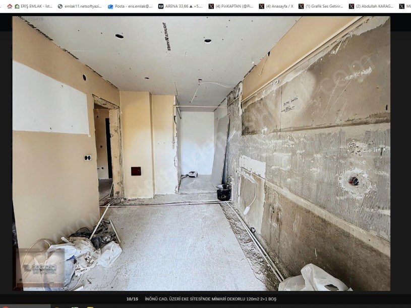 İSTANBUL KADIKÖY İnönü Cad. Site İçerisinde Mimari Dekorlu, Balkonlu 120 m² 2+1