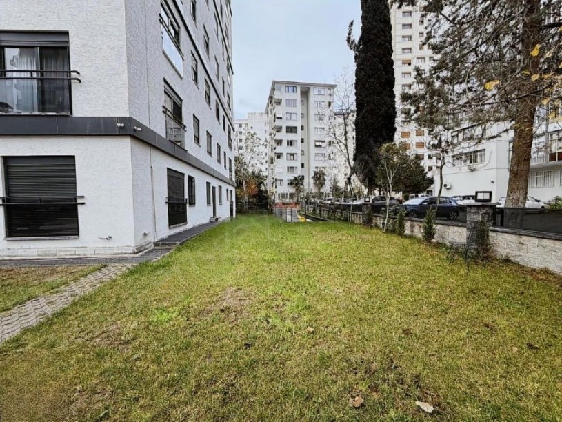 İSTANBUL KADIKÖY Kadıköy Kozyatağı Mah. Minibüs Caddesine Yakın Eşyalı Satılık