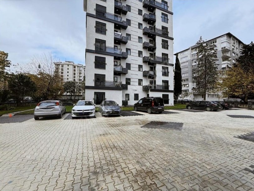 İSTANBUL KADIKÖY Kadıköy Kozyatağı Mah. Minibüs Caddesine Yakın Eşyalı Satılık