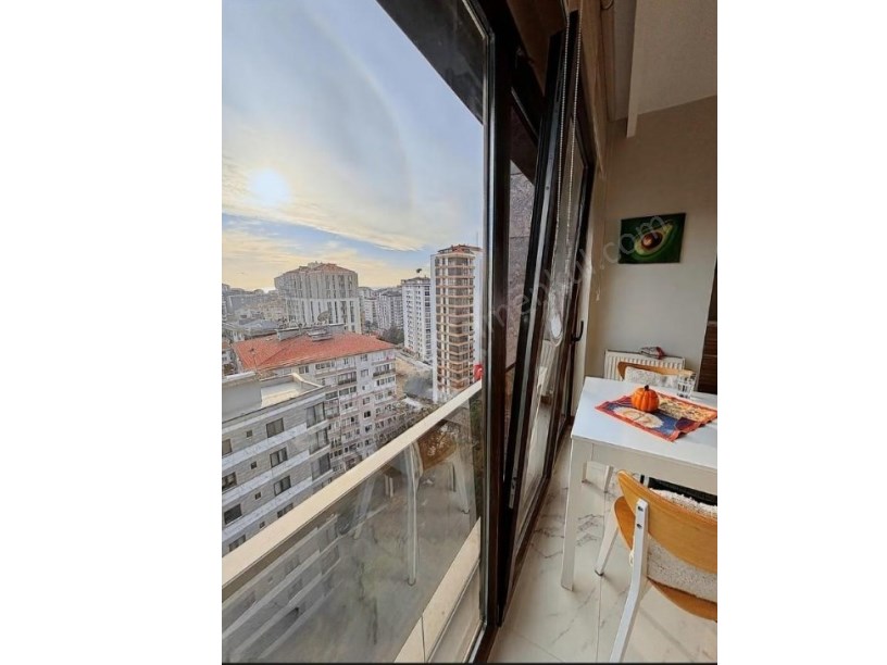 İSTANBUL KADIKÖY  DENİZ MANZARALI VATANDAŞLIĞA UYGUN SATILIK DAİRE