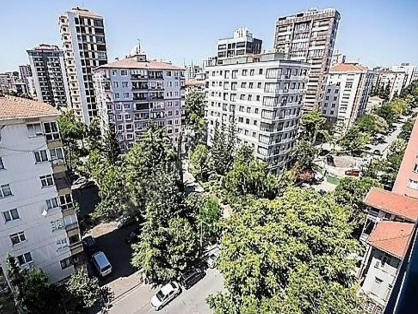 İSTANBUL KADIKÖY KAZASKERDE 3+1 YENİ LÜKS PRESTİJLİ BİNADA