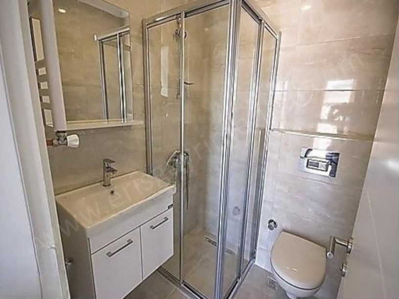 İSTANBUL KADIKÖY KAZASKERDE 3+1 YENİ LÜKS PRESTİJLİ BİNADA