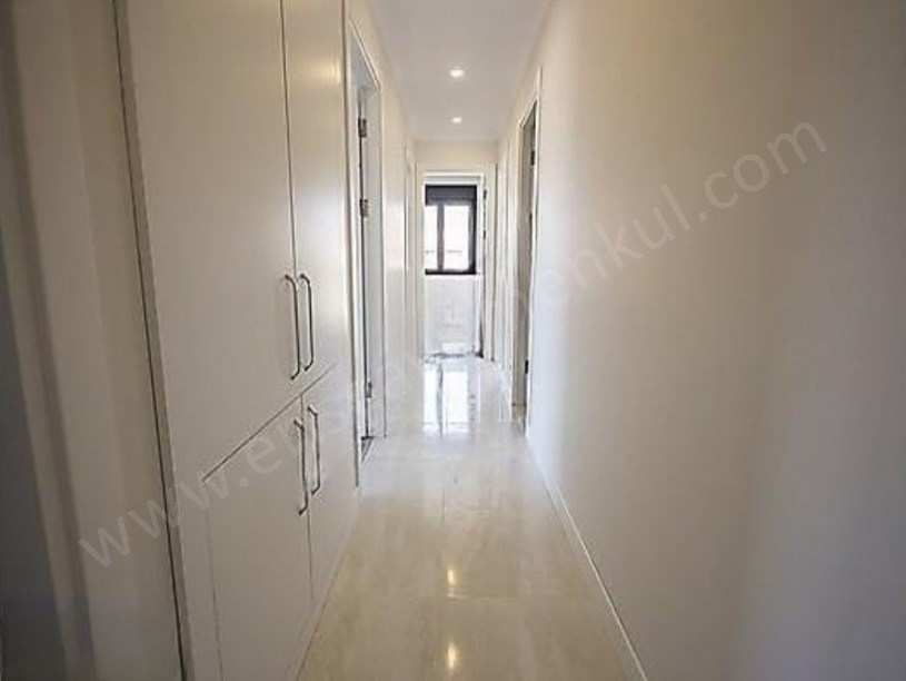 İSTANBUL KADIKÖY KAZASKERDE 3+1 YENİ LÜKS PRESTİJLİ BİNADA