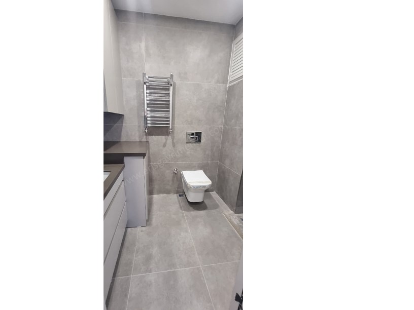 BOSTANCI DA ÇOK MERKEZİ KONUMDA SAKİN SOKAKTA 2+1 KOMBİLİ DAİRE