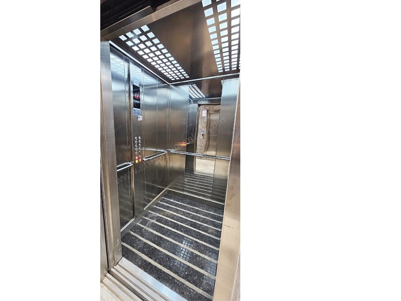 BOSTANCI DA ÇOK MERKEZİ KONUMDA SAKİN SOKAKTA 2+1 KOMBİLİ DAİRE