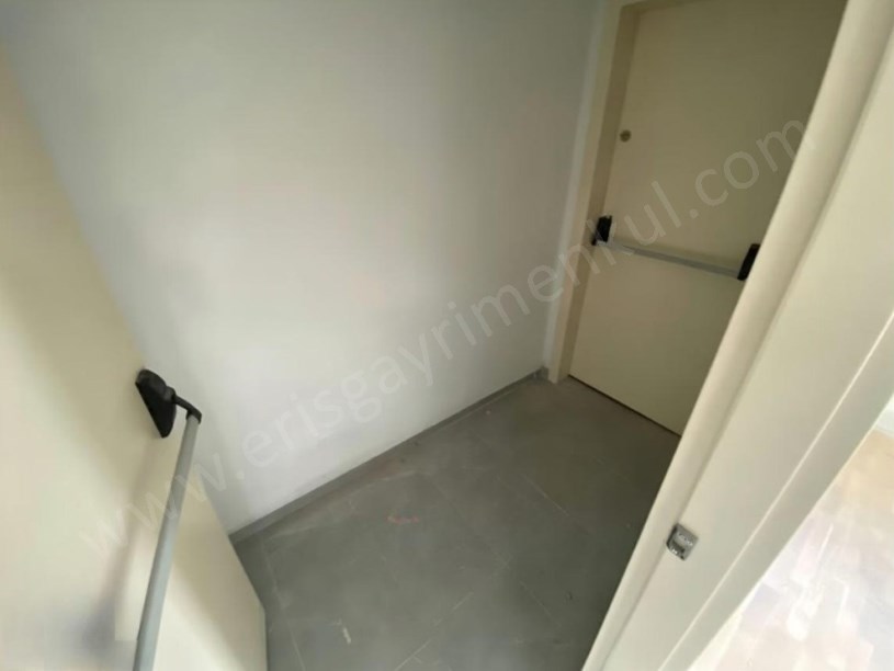 İSTANBUL KADIKÖY SUADİYE CADDE ÜSTÜ SIFIR 2+1 SATILIK DAİRE