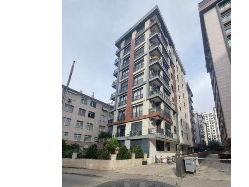 İSTANBUL KADIKÖY SUADİYE KAPTAN ARİFTE 3+1 MASRAFSIZ LUX SATILIK DAİRE