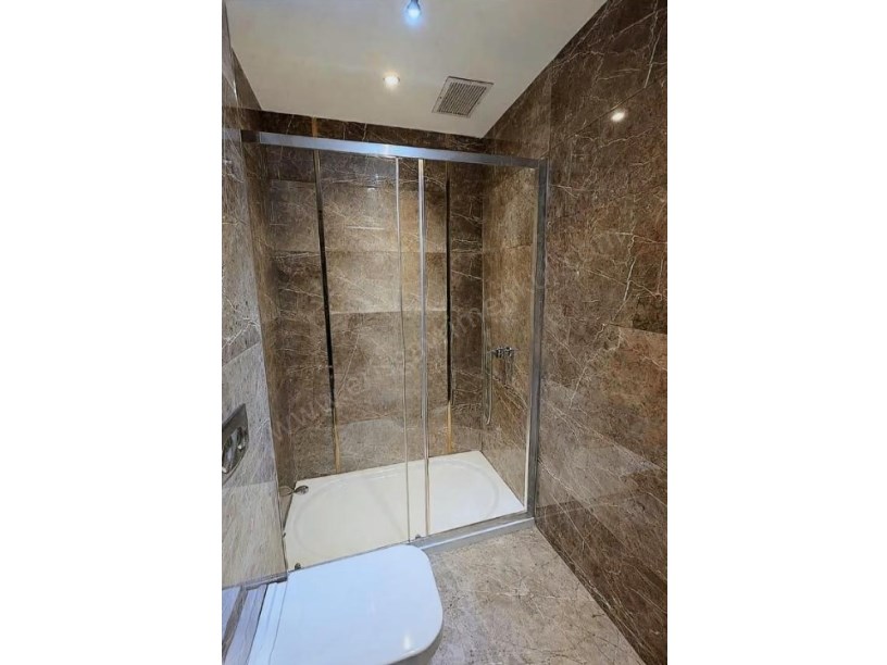 İSTANBUL KADIKÖY ŞAŞKINBAKKAL BAĞDAT CAD.2DK.MESAFEDE LÜKS SATILIK FIRSAT DAİRE