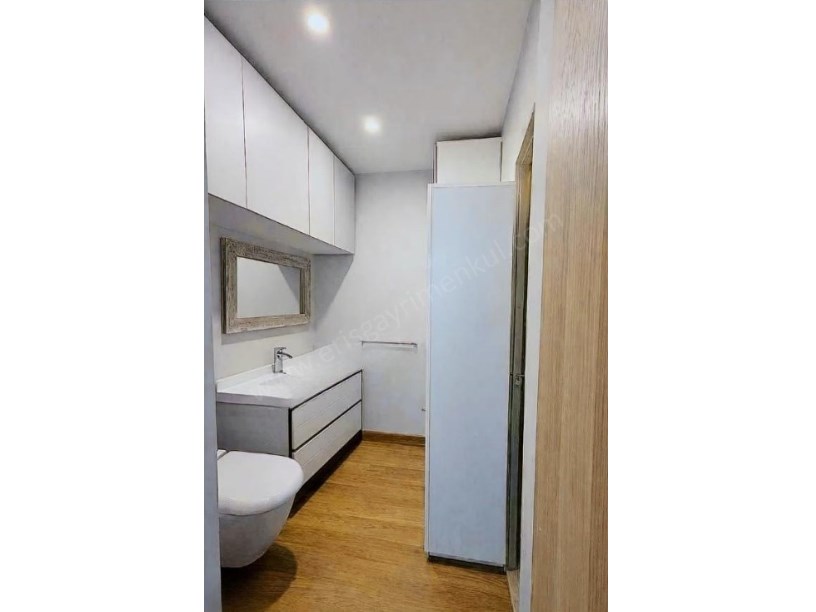 İSTANBUL KADIKÖY ŞAŞKINBAKKAL BAĞDAT CAD.2DK.MESAFEDE LÜKS SATILIK FIRSAT DAİRE