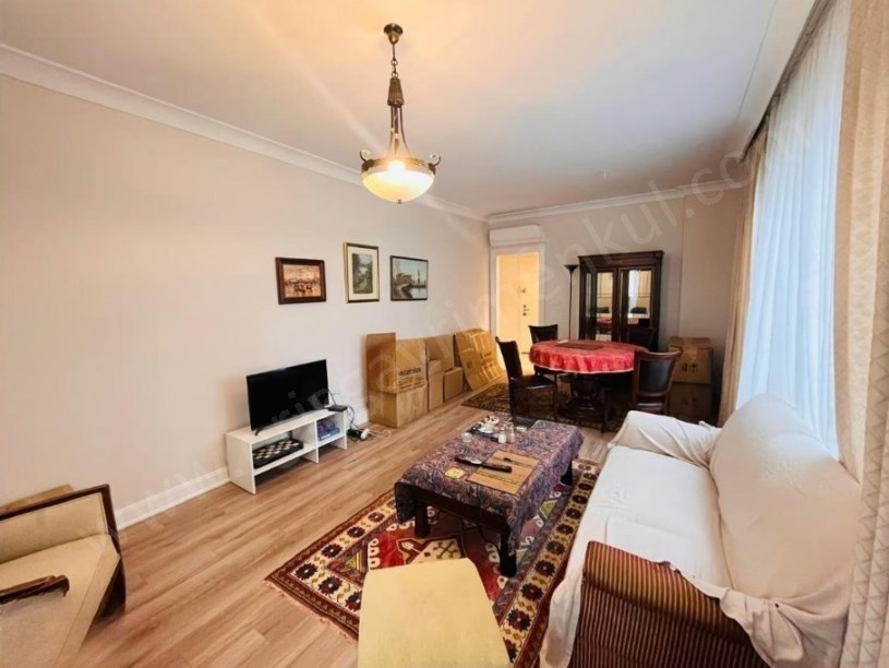 İSTANBUL KADIKÖY ÇATALÇEŞMEDE BAĞDAT A 7 BİNA KONUMUNDA 2+1 YENİ FIRSAT